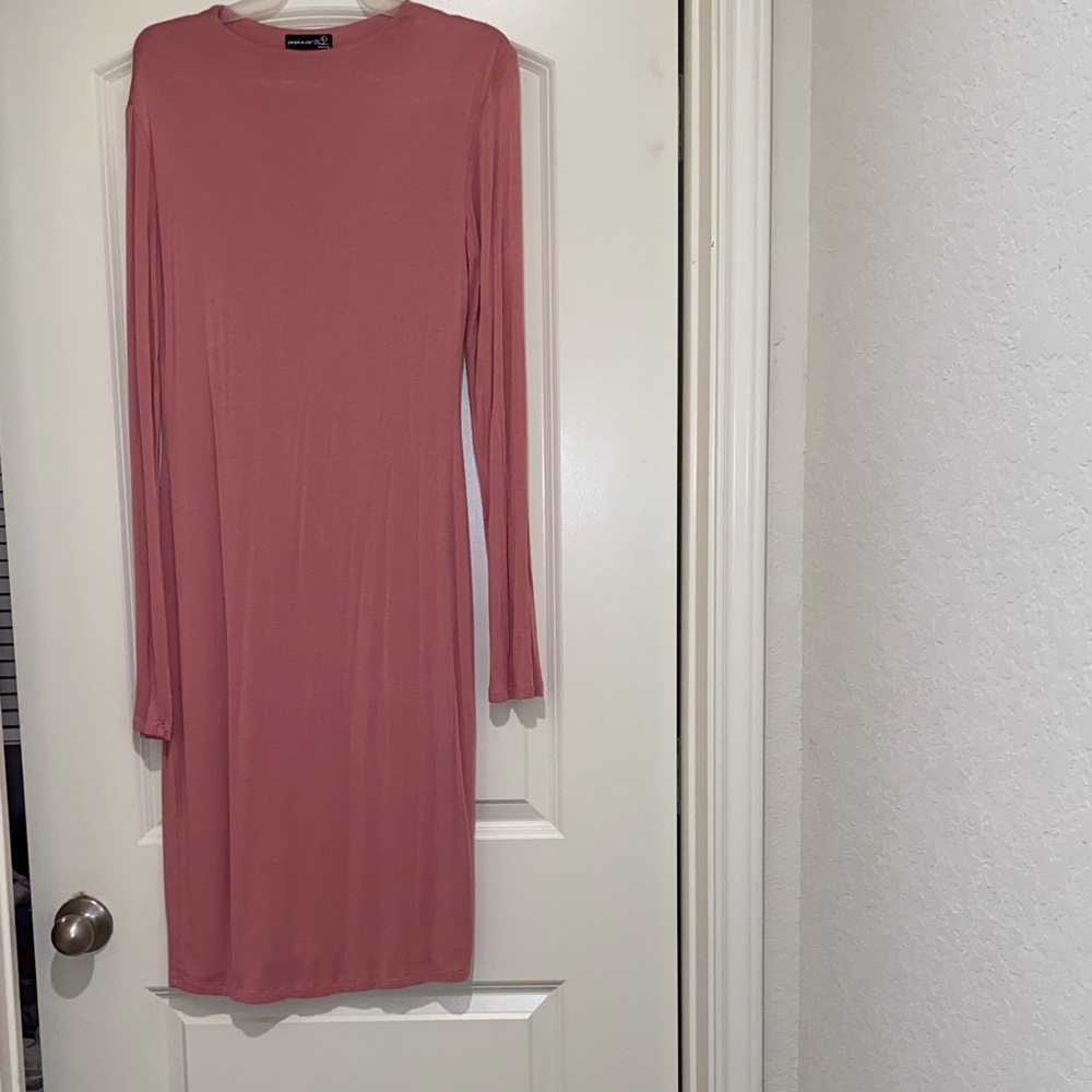 Chic Mauve Long Sleeve Dress